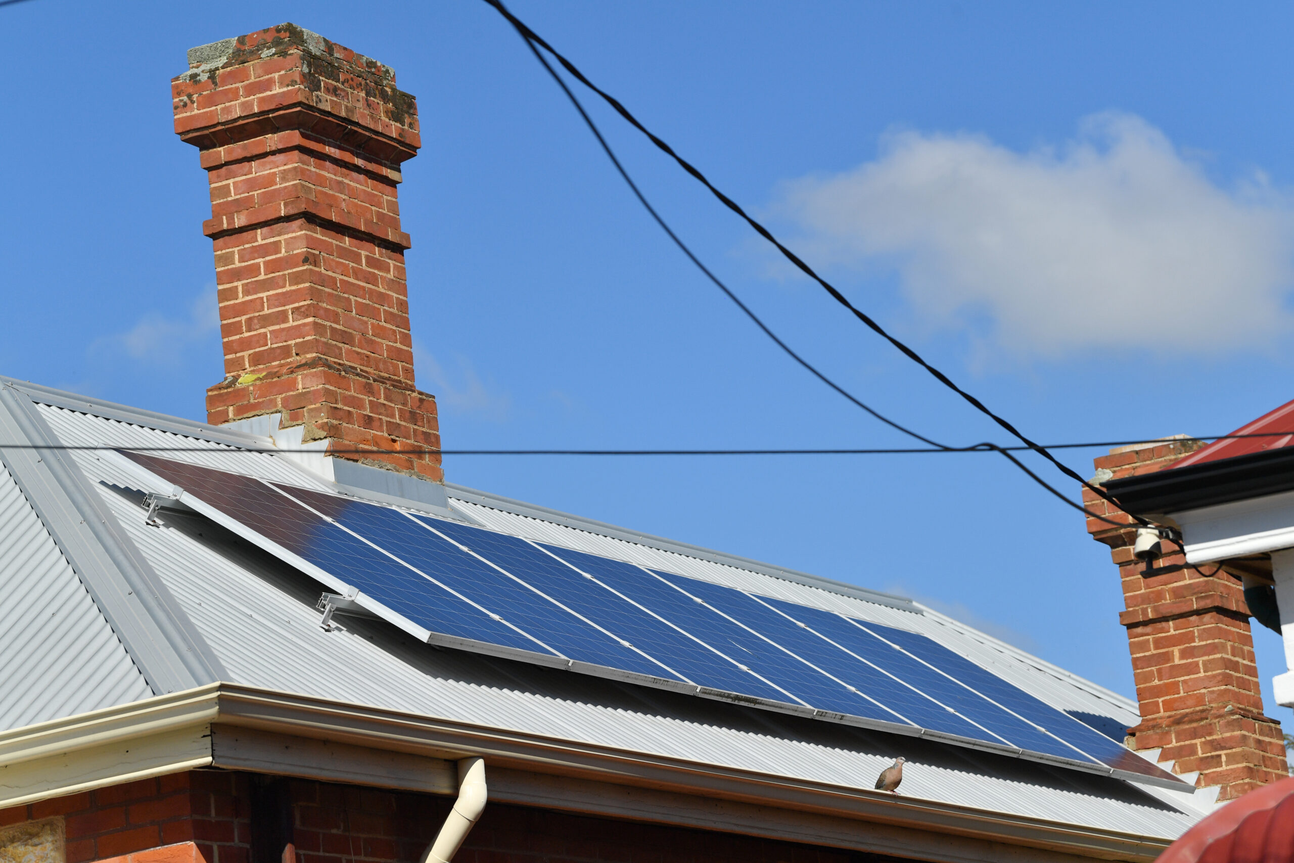 'Smash-hit' battery scheme topped up, subsidies trimmed - Australian ...